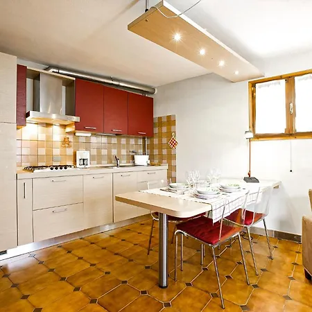 בית נופש Rustico La Vigna *