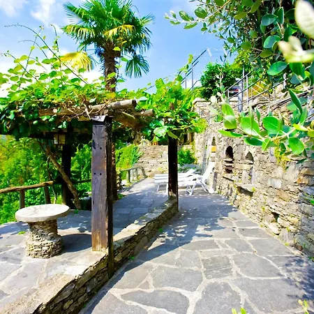 בית נופש Rustico La Vigna