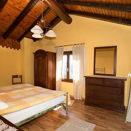 Rustico La Vigna * Каннеро-Ривьера