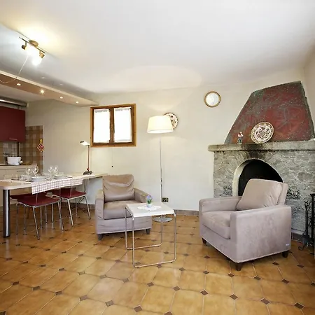 Rustico La Vigna בית נופש קנרו ריביירה